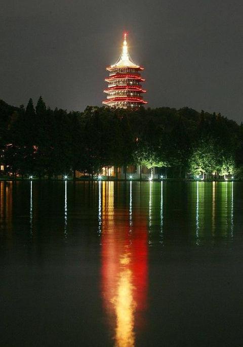 杭州西湖夜景哪里好玩
