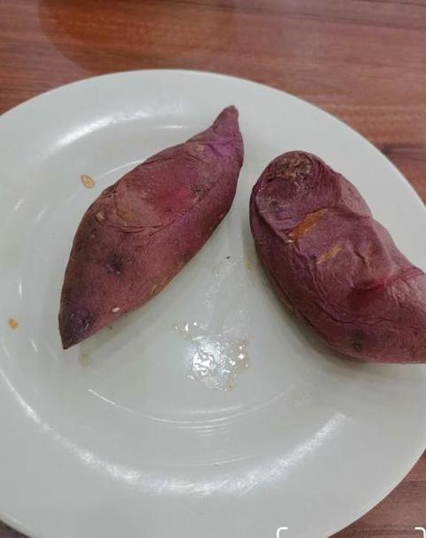 微波炉可以用锡纸烤红薯吗