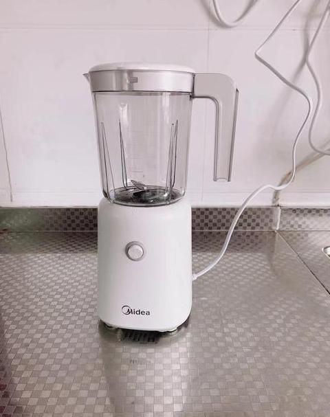搅拌果汁机使用方法