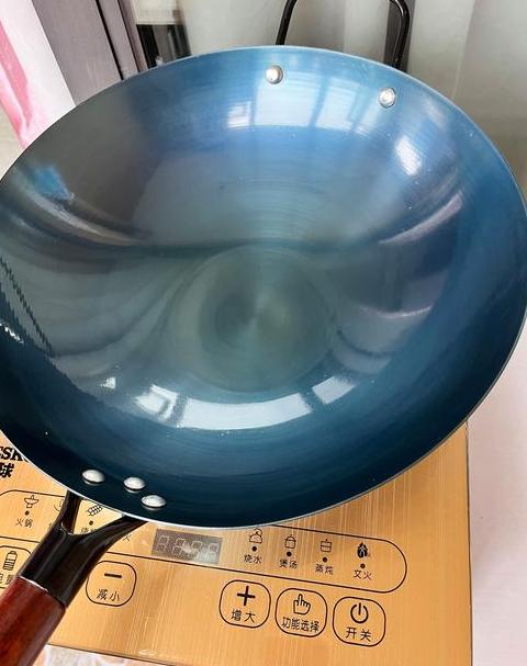 电磁炉如何使用圆底锅
