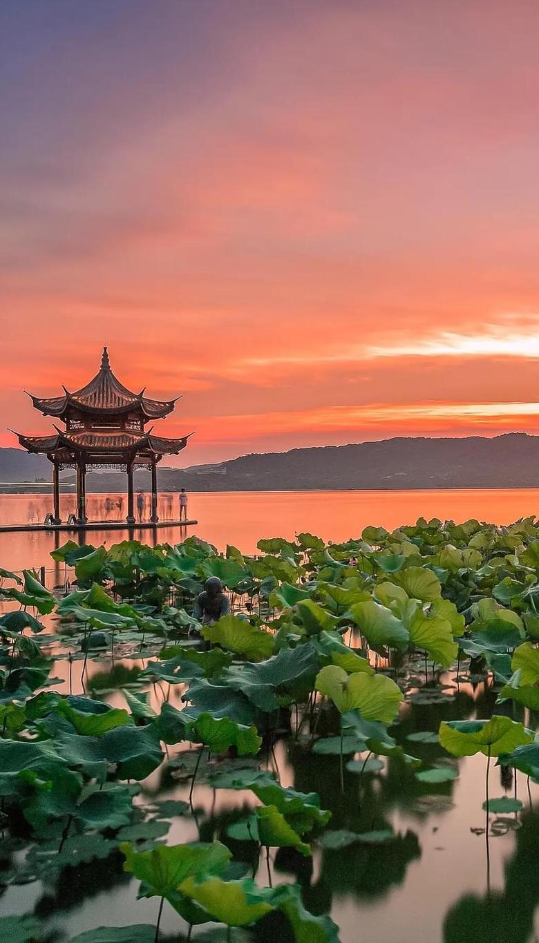 杭州西湖必去十大景点