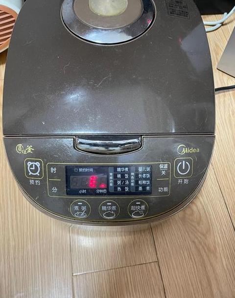 美的ih全智能电饭煲不通电